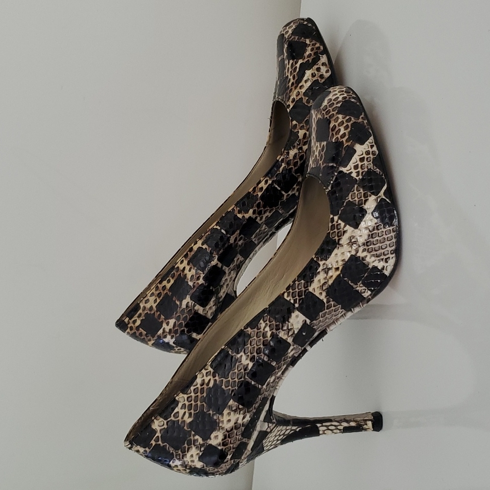 MaxStudio Marabel Snakeskin pumps 6 - Picture 2 of 12
